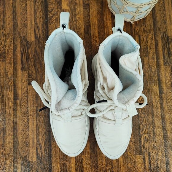 Nike Women's Tanjun White High Rise Phantom Fashion Sneakers Size 8 US - Picture 4 of 9